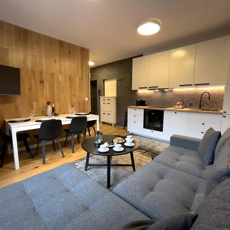 Apartment Urban Premium No 3, Free Private Parking, Self Check-in *