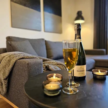 公寓 Urban Premium No 3, Free Private Parking, Self Check-in 霍茹夫