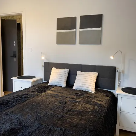 Urban Premium No 3, Free Private Parking, Self Check-in