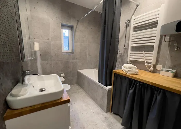 Daire Urban Premium No 3, Free Private Parking, Self Check-in Chorzów