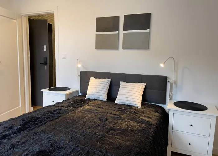 Urban Premium No 3, Free Private Parking, Self Check-in